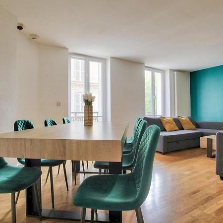 2 Bedrooms Tour Eiffel Breteuil Paříž Exteriér fotografie